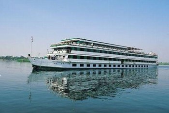 PNC Cruise Ship 02_dd52a_md.jpg